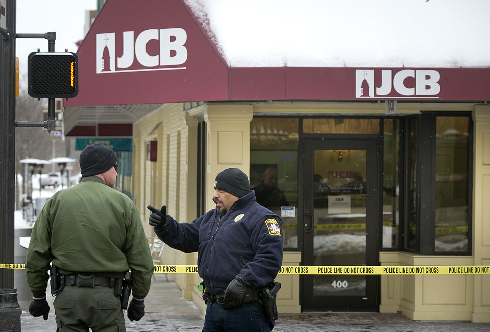 20140123cr JCB robbery 09